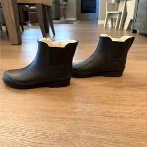 J. Crew Black Winter Rain Boots Sleek Waterproof Design